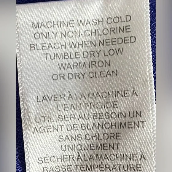 Banana Republic Blue Pleated Skirt - Picture 5 of 5